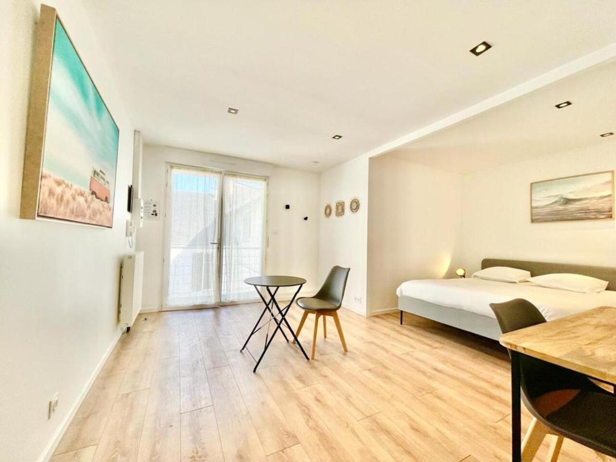 Residence Duguay - Centre Ville - Porte B - Appartements Tout Confort - Neuf - Nouveau Лорьян Экстерьер фото