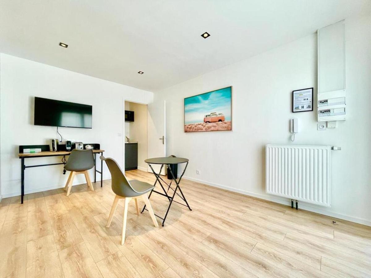 Residence Duguay - Centre Ville - Porte B - Appartements Tout Confort - Neuf - Nouveau Лорьян Экстерьер фото